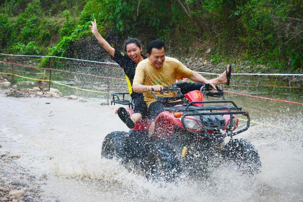 Ban Khlong Bo Phuiyara Resort מראה חיצוני תמונה