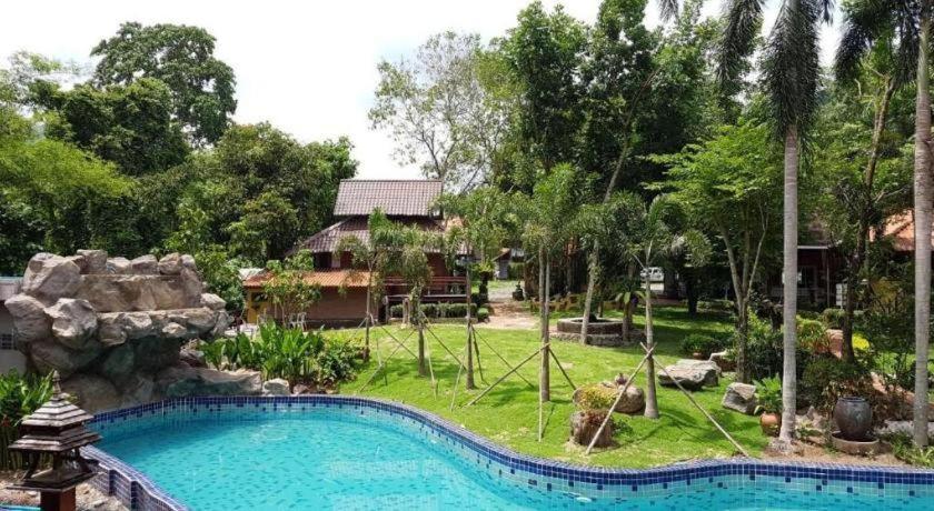 Ban Khlong Bo Phuiyara Resort מראה חיצוני תמונה