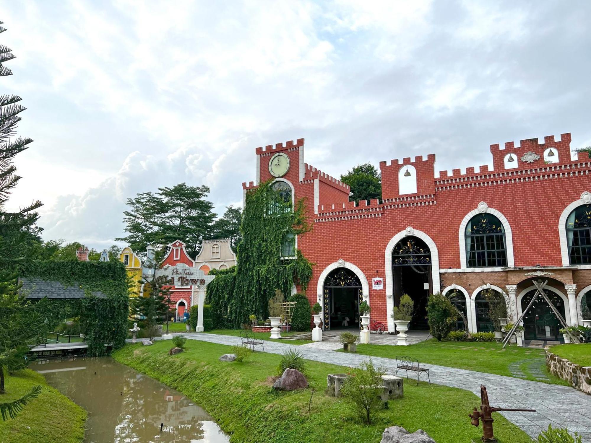 Ban Khlong Bo Phuiyara Resort מראה חיצוני תמונה
